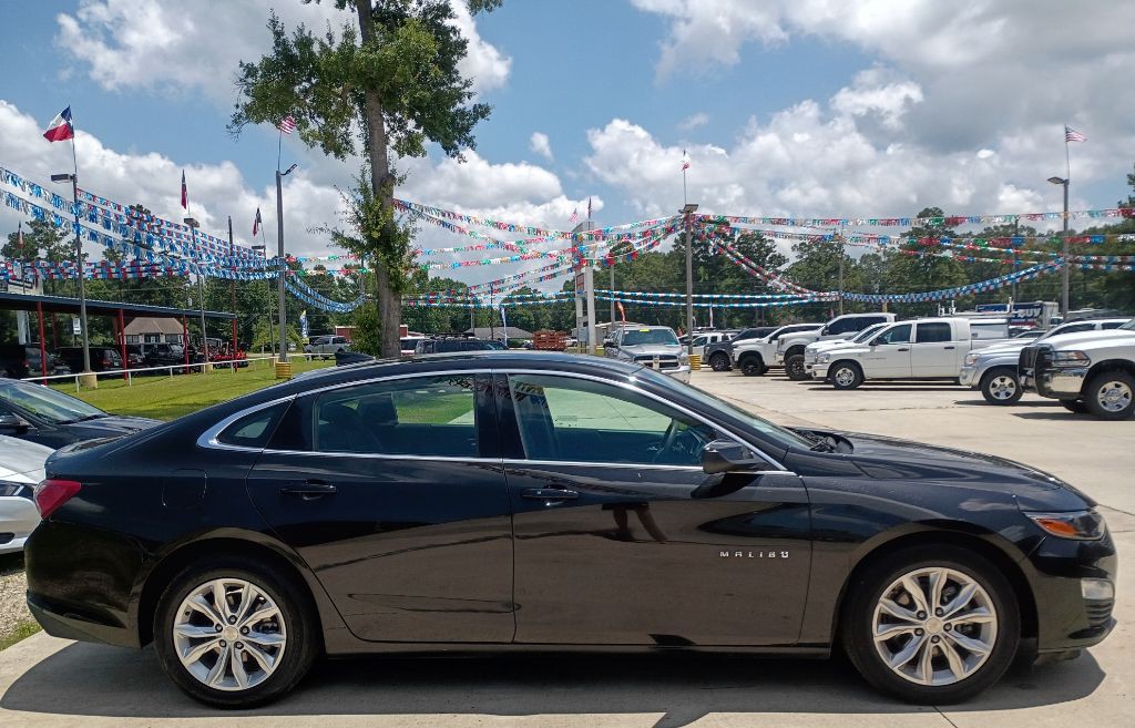 2022 Chevrolet Malibu Image 5