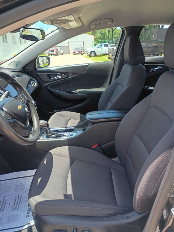 2022 Chevrolet Malibu Image 7
