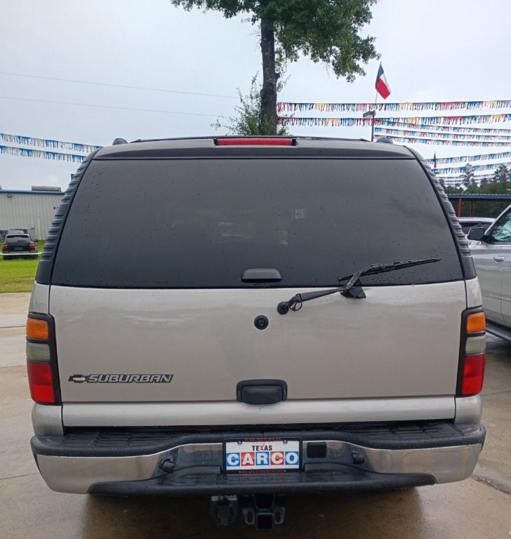 2006 Chevrolet Suburban Image 3
