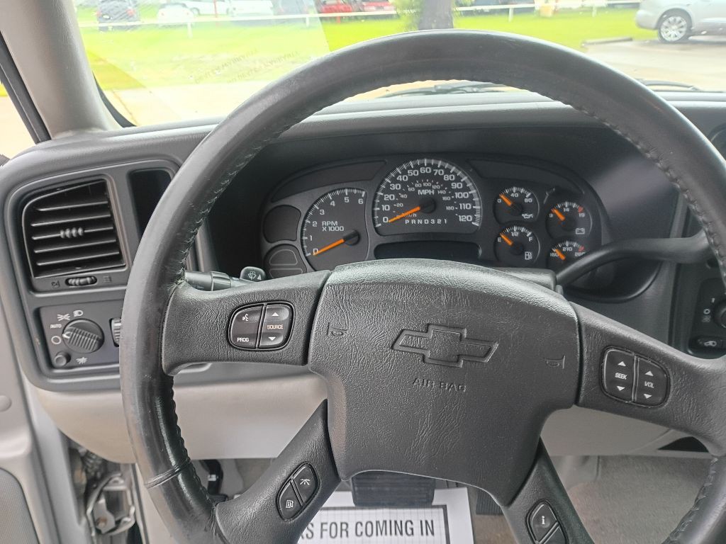 2006 Chevrolet Suburban Image 7