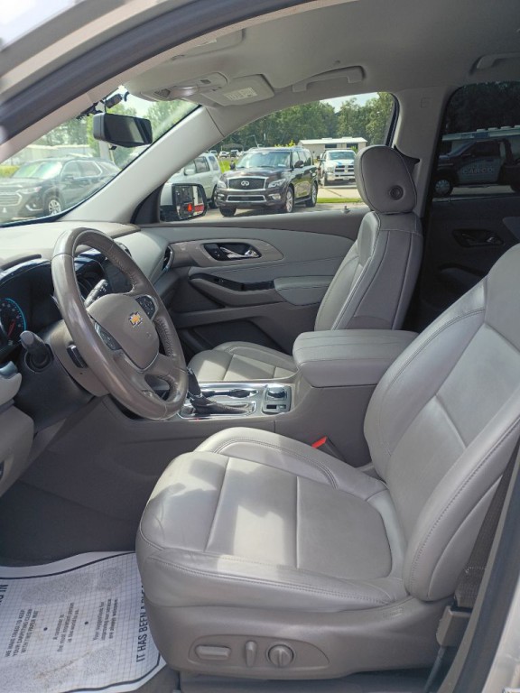 2020 Chevrolet Traverse Image 7