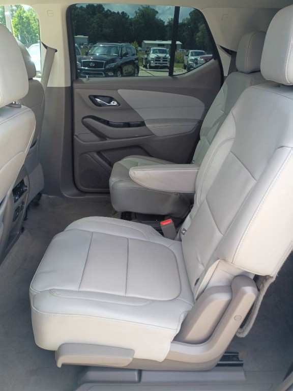 2020 Chevrolet Traverse Image 13