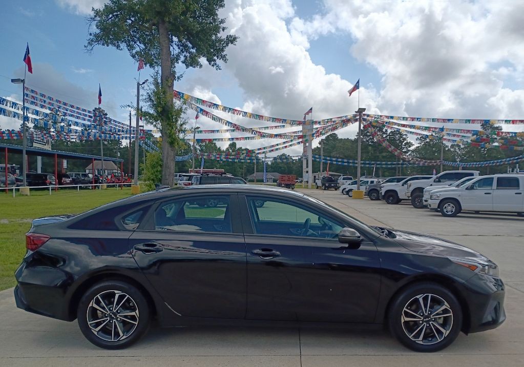 2024 Kia Forte Image 3