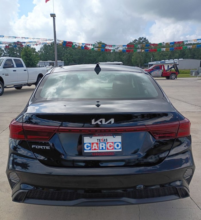 2024 Kia Forte Image 4