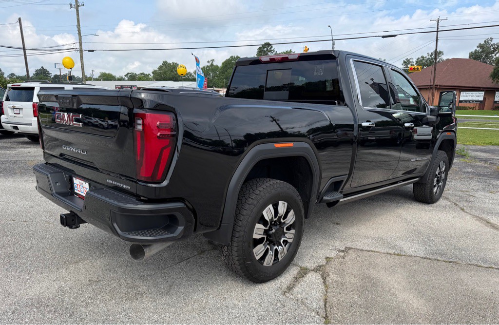 2026 GMC Sierra Image 6