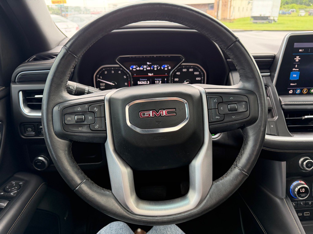 2021 GMC Yukon Image 9
