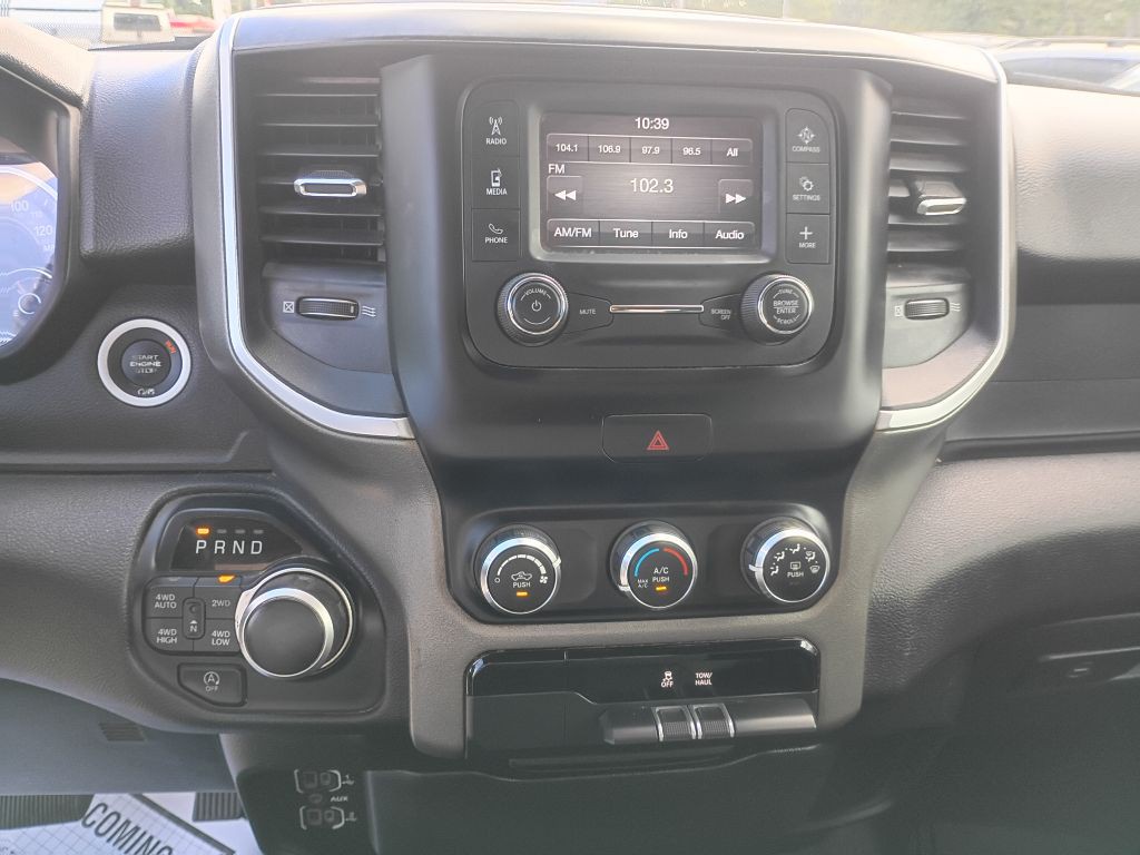 2020 RAM 1500 Image 9