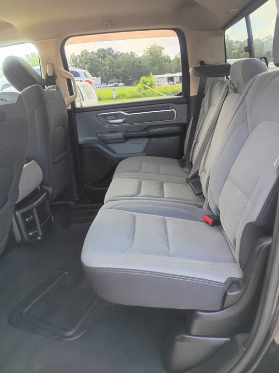 2020 RAM 1500 Image 12