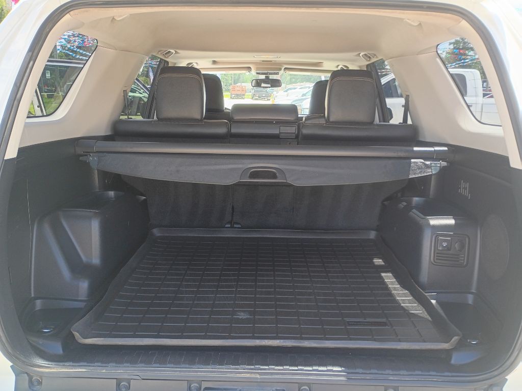 2016 Toyota 4Runner Image 14