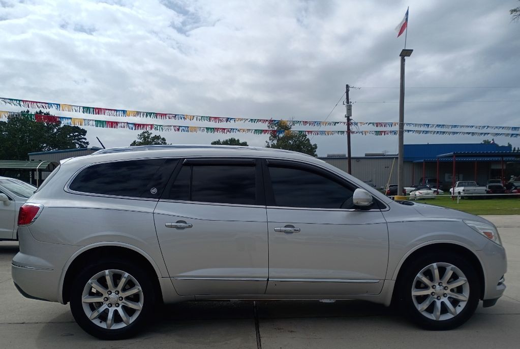 2017 Buick Enclave Image 3