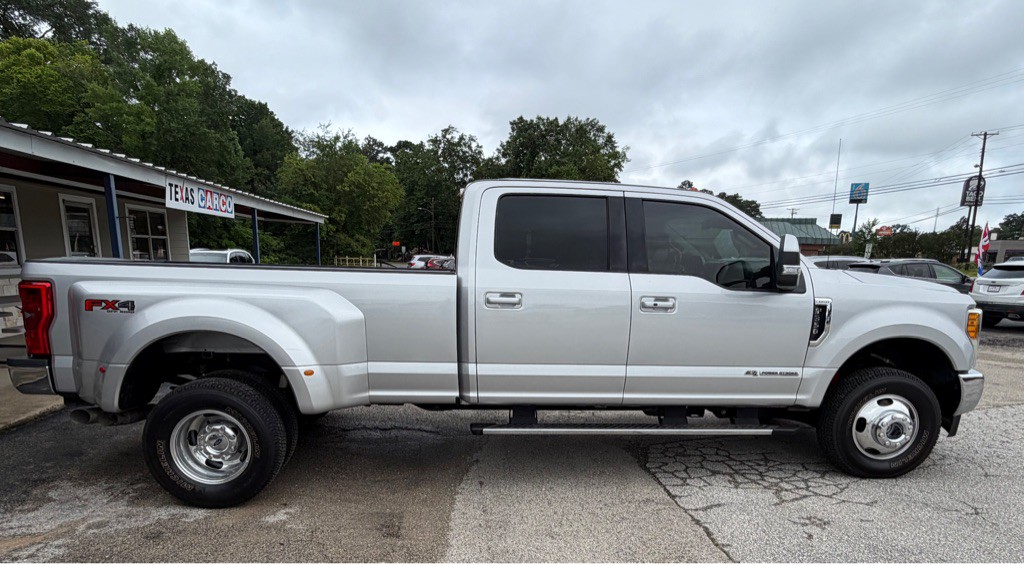2017 Ford F-350 Image 6
