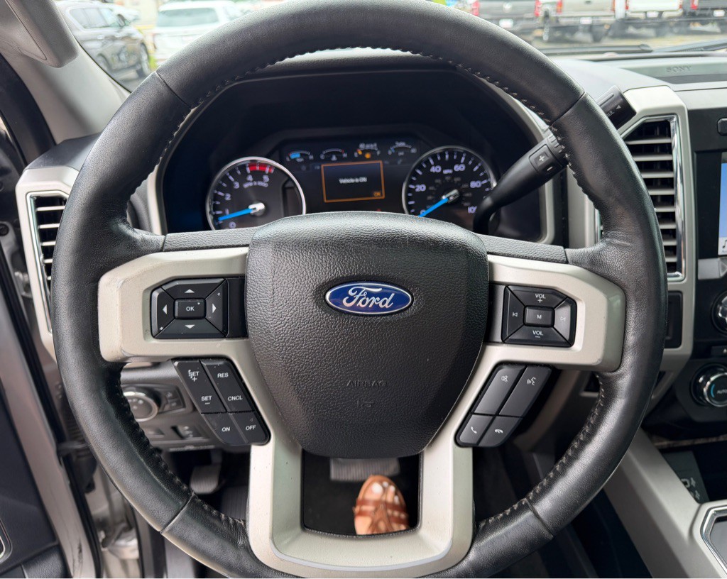 2017 Ford F-350 Image 9