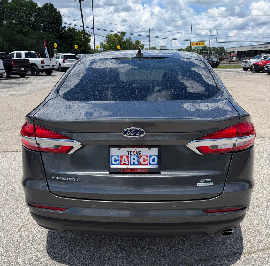 2020 Ford Fusion Image 4