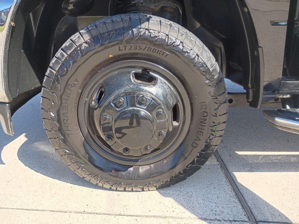 2021 RAM 3500 Image 16
