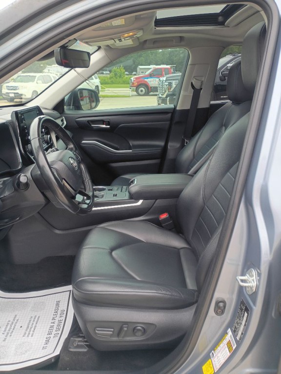 2021 Toyota Highlander Image 7