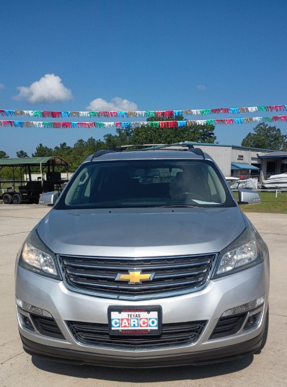 2017 Chevrolet Traverse Image 2