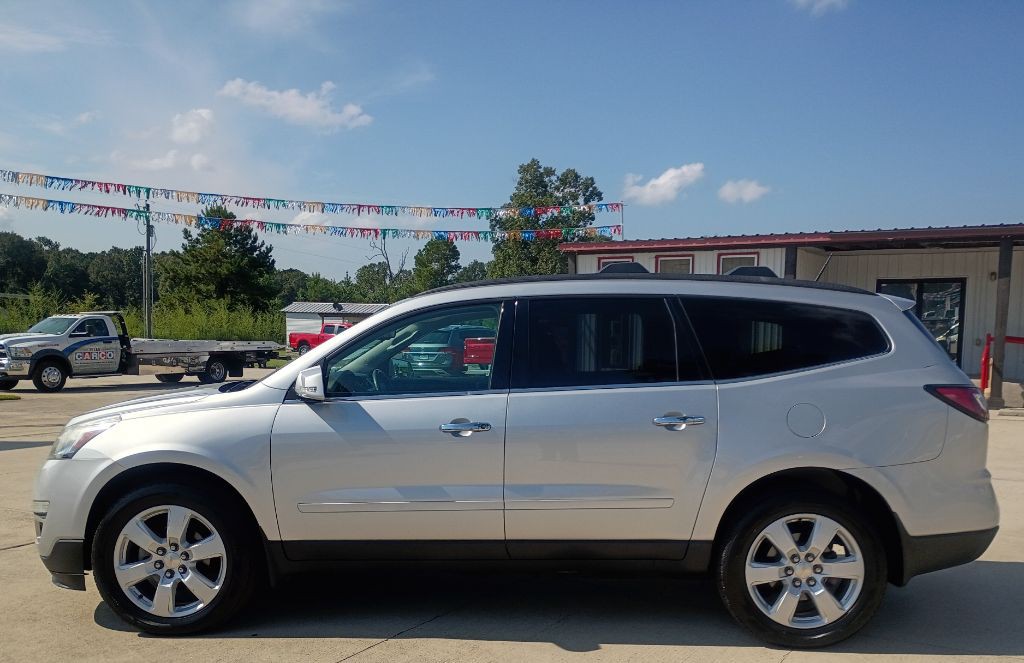 2017 Chevrolet Traverse Image 5