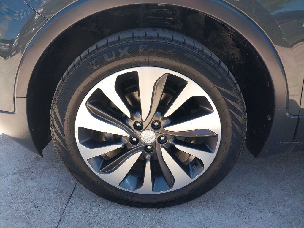 2018 Buick Enclave Image 9