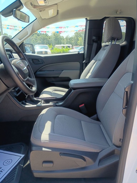 2018 GMC Canyon Image 8