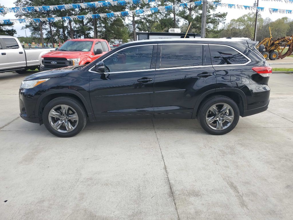 2018 Toyota Highlander Image 2