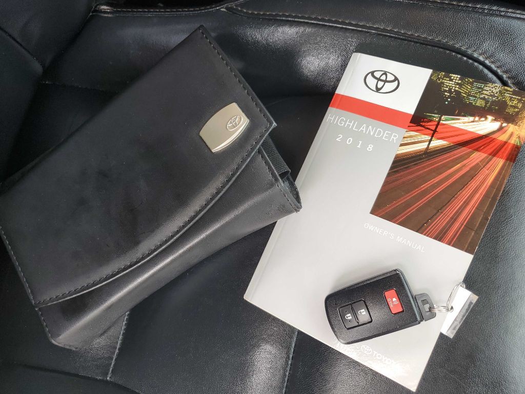 2018 Toyota Highlander Image 20