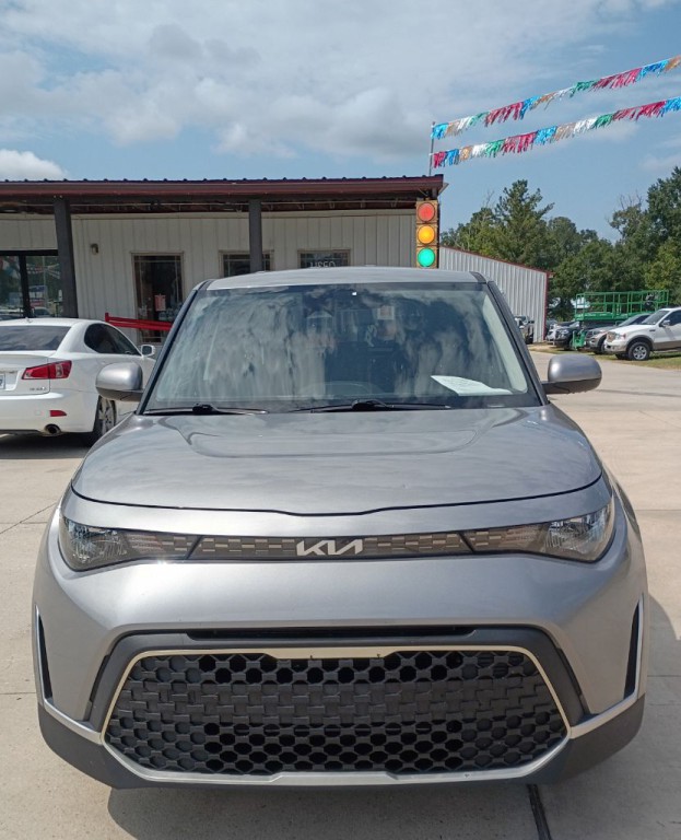 2023 Kia Soul Image 2