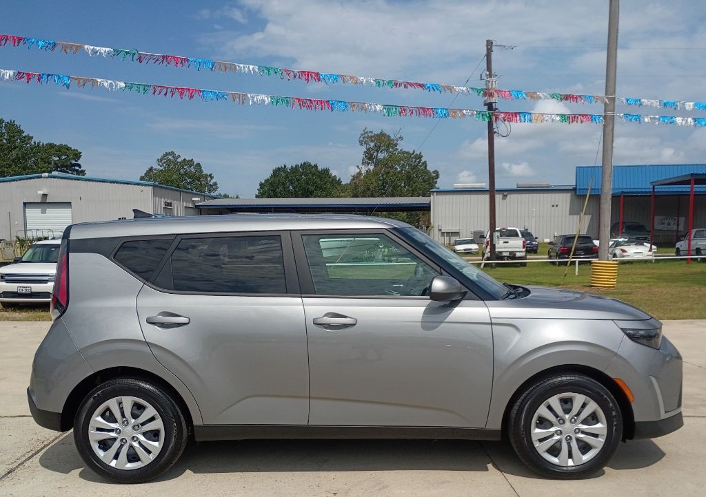 2023 Kia Soul Image 5