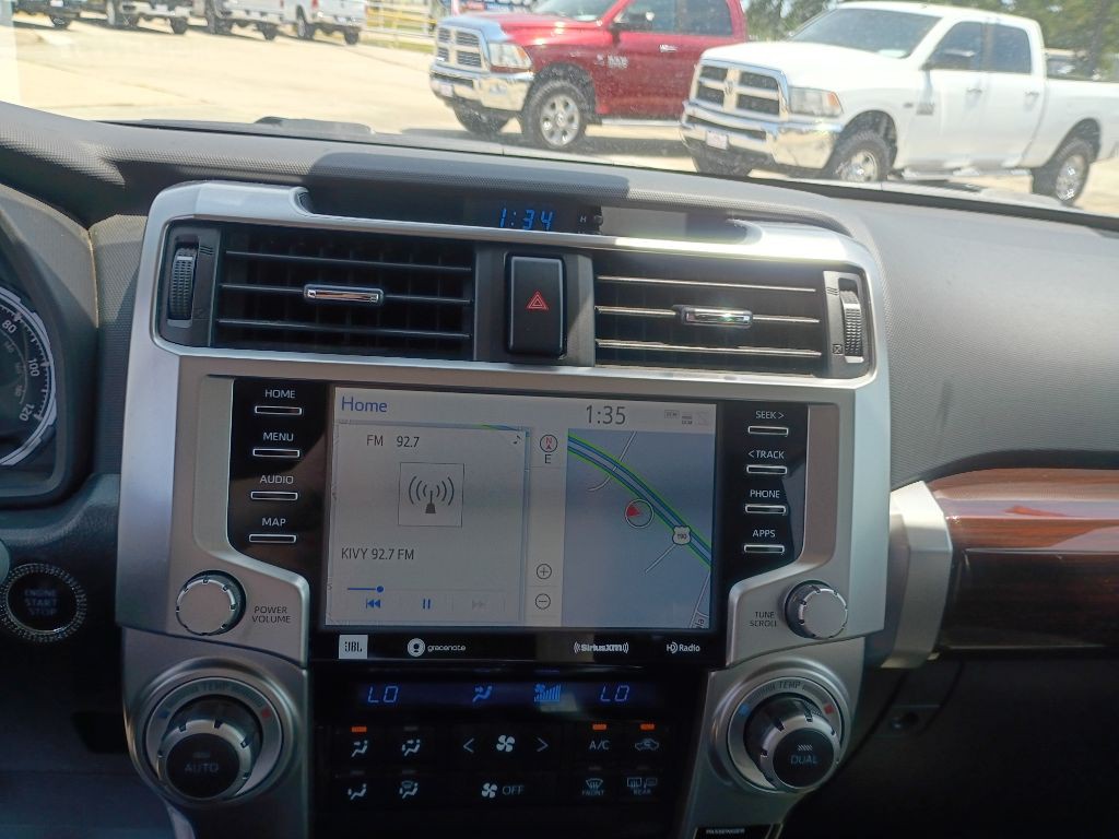 2020 Toyota 4Runner Image 9