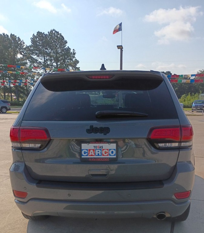 2022 Jeep Grand Cherokee Image 4