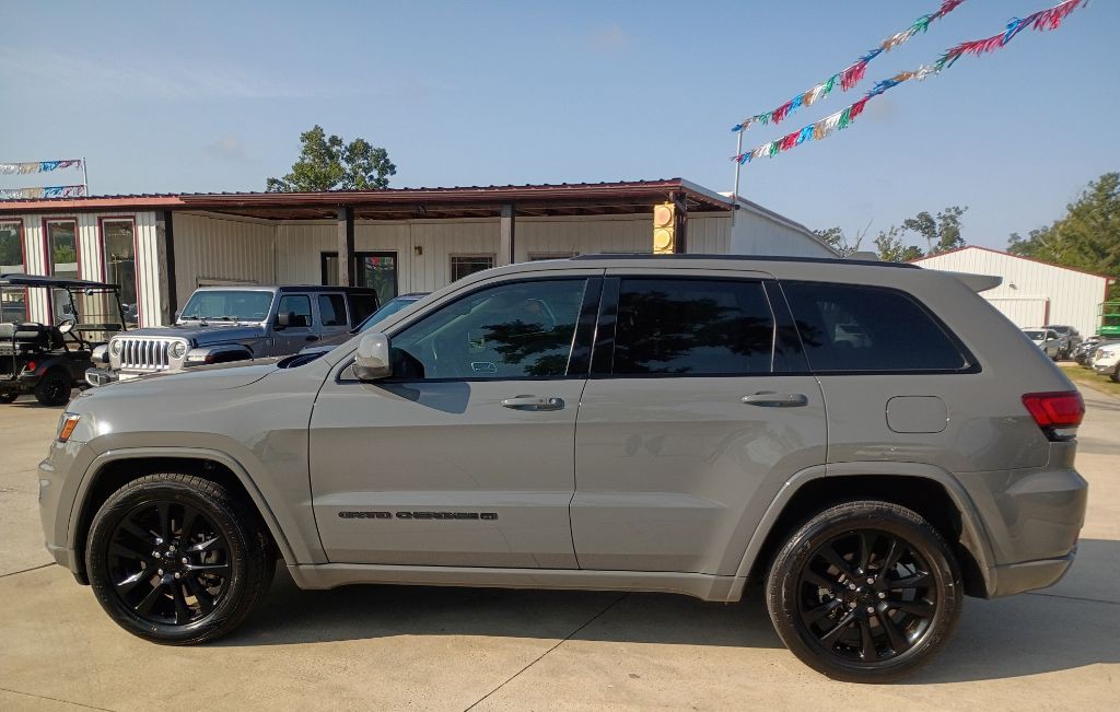 2022 Jeep Grand Cherokee Image 5