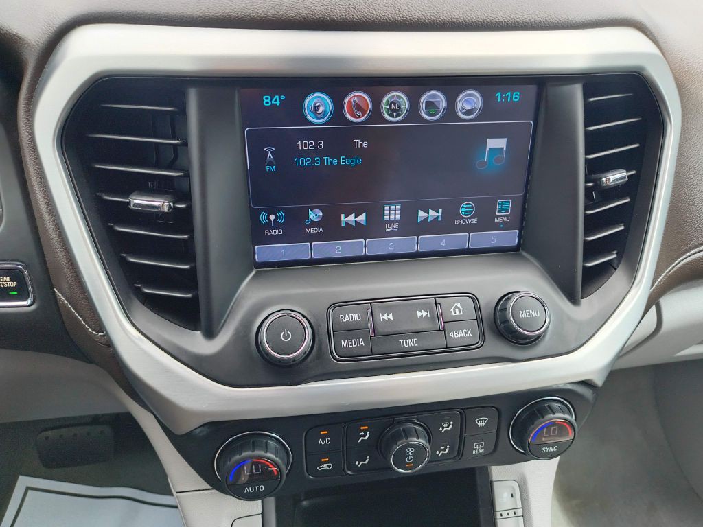 2018 GMC Acadia Image 16