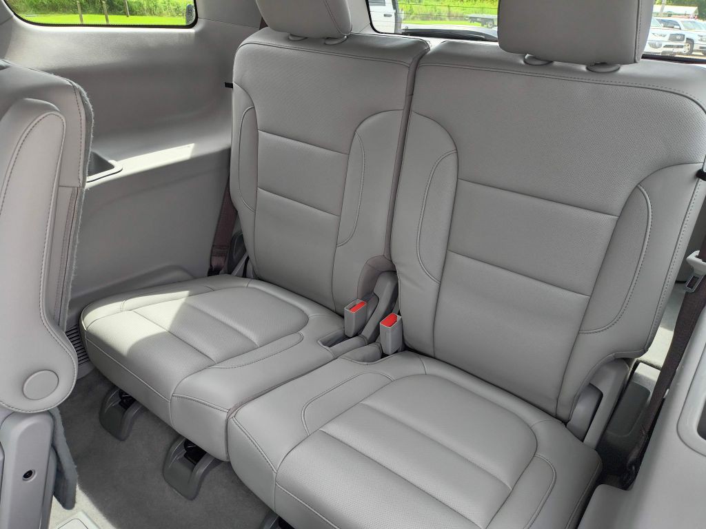 2018 GMC Acadia Image 19