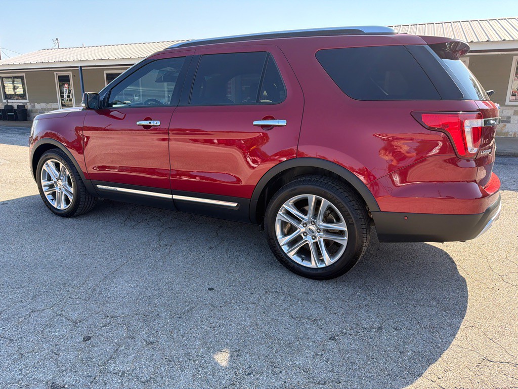 2016 Ford Explorer Image 3