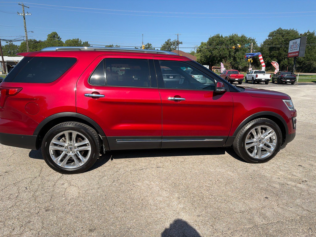 2016 Ford Explorer Image 6