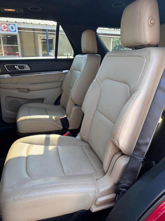 2016 Ford Explorer Image 10
