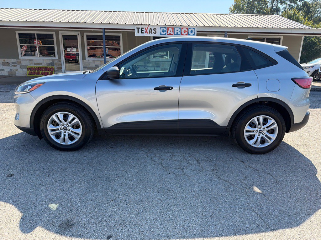 2022 Ford Escape Image 2