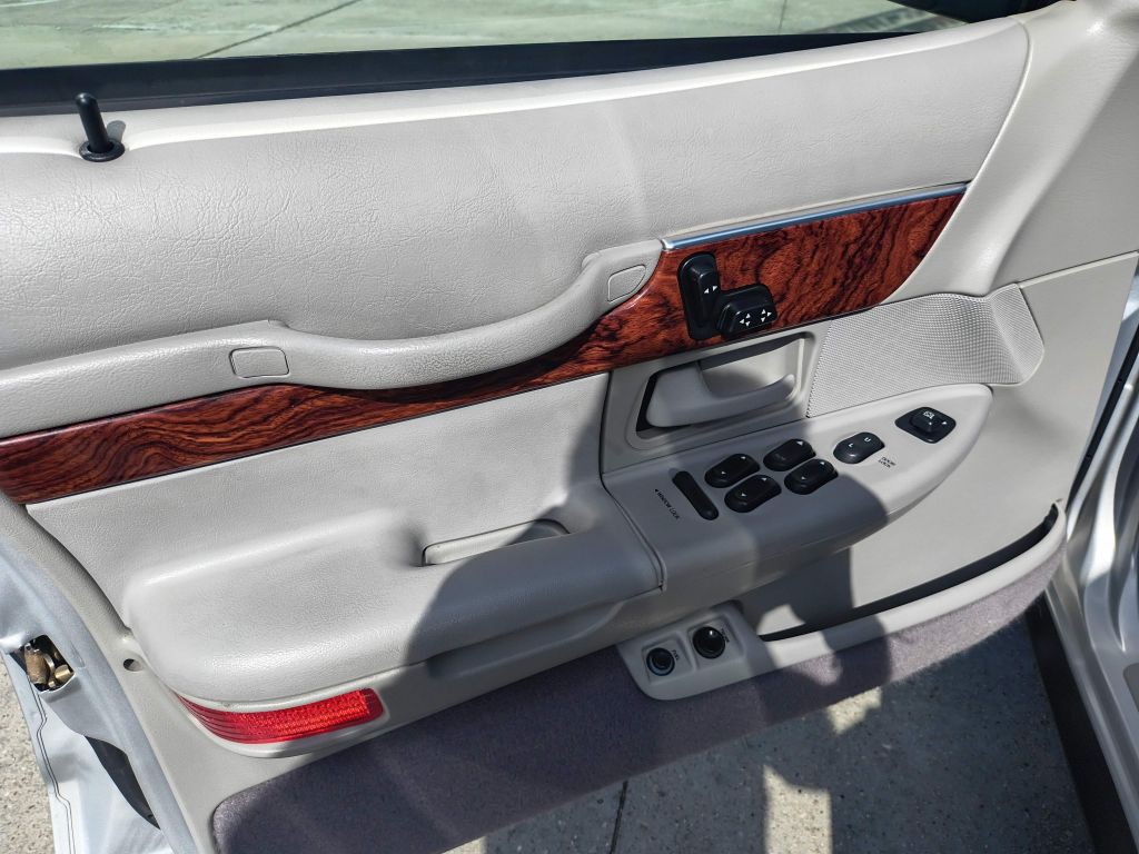 2001 Mercury Grand Marquis Image 11