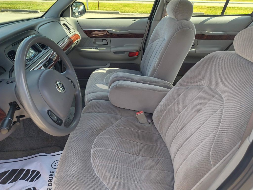 2001 Mercury Grand Marquis Image 12