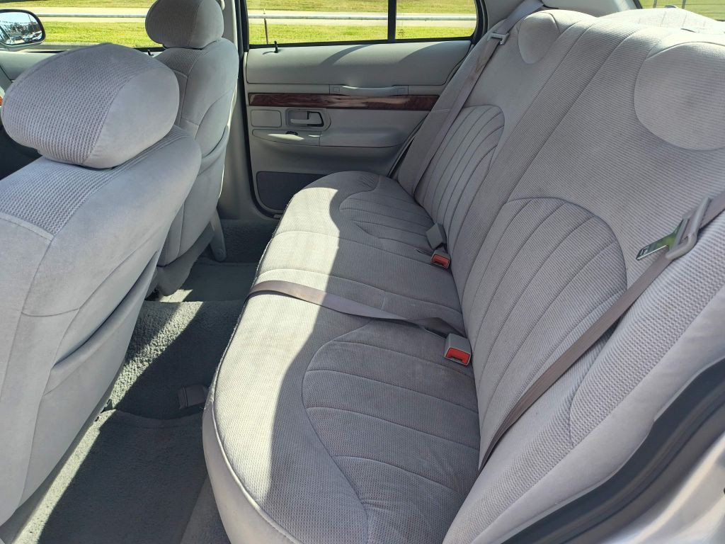 2001 Mercury Grand Marquis Image 16
