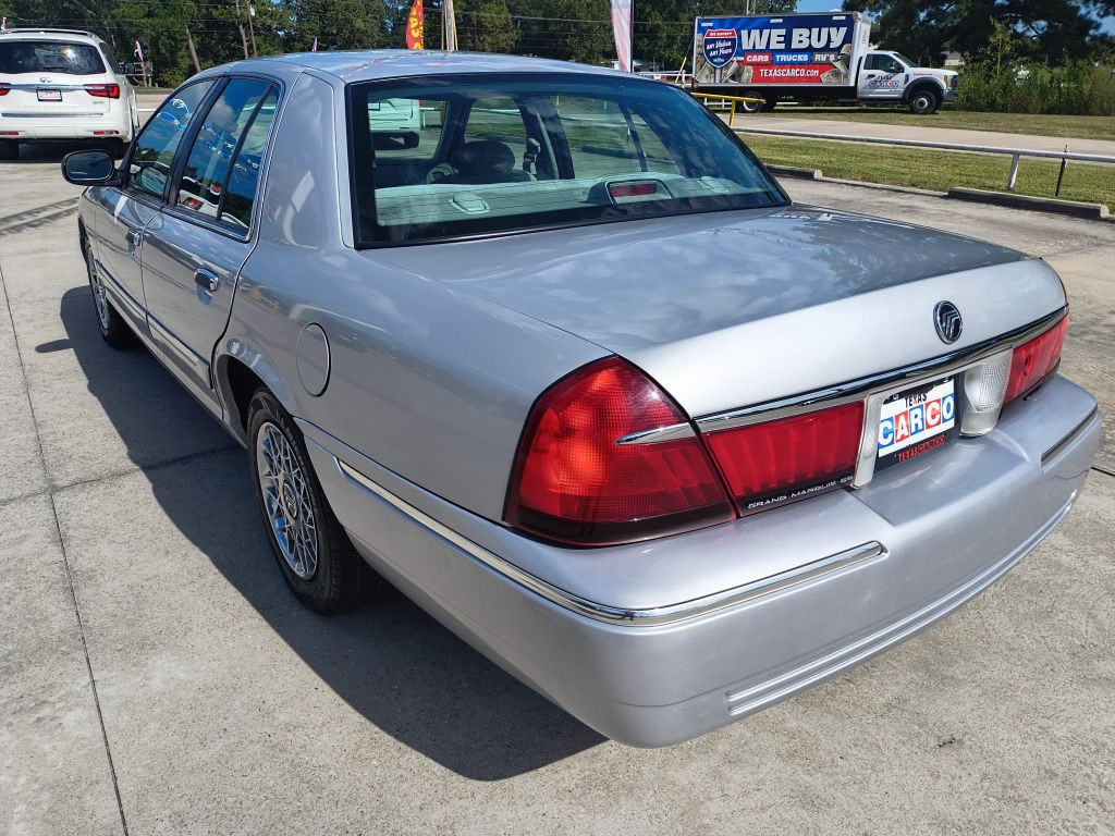 2001 Mercury Grand Marquis Image 3