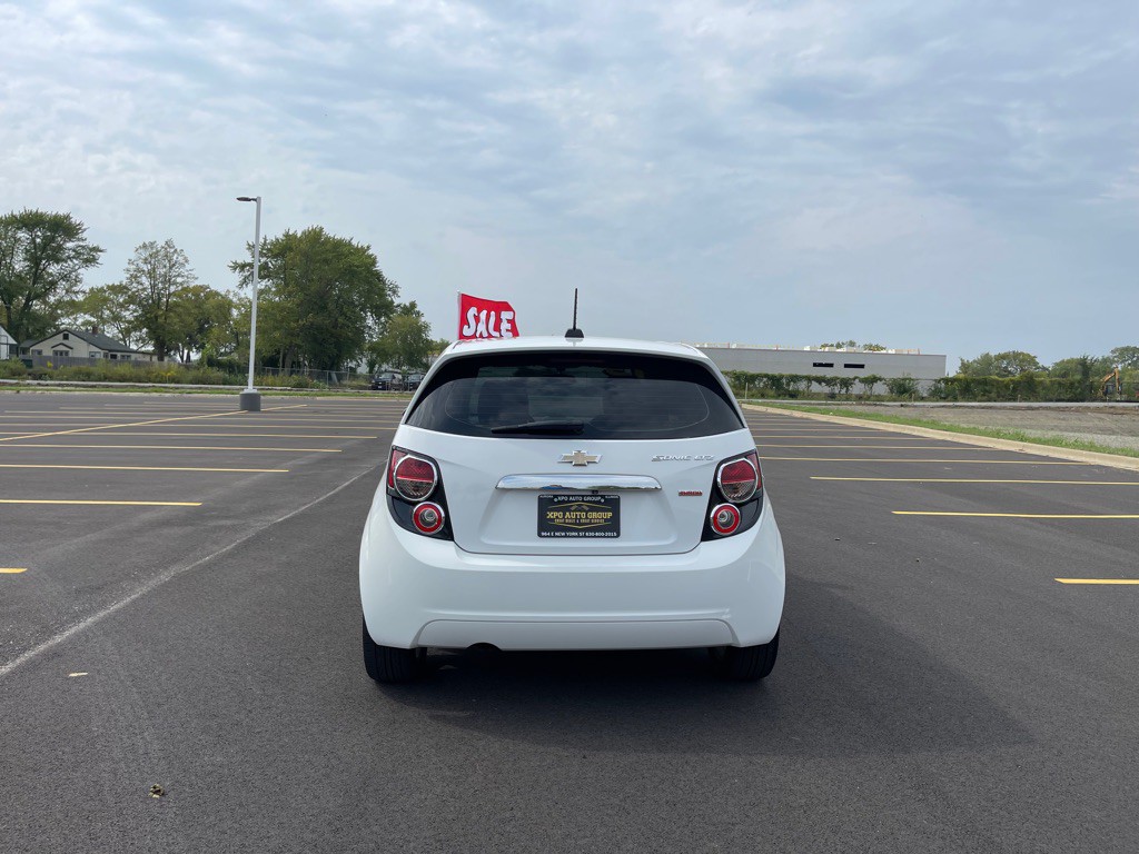 2015 Chevrolet Sonic Image 4