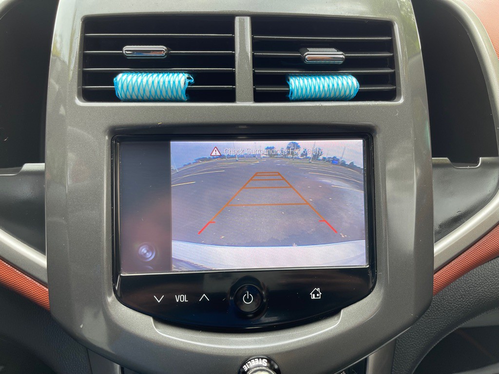 2015 Chevrolet Sonic Image 27