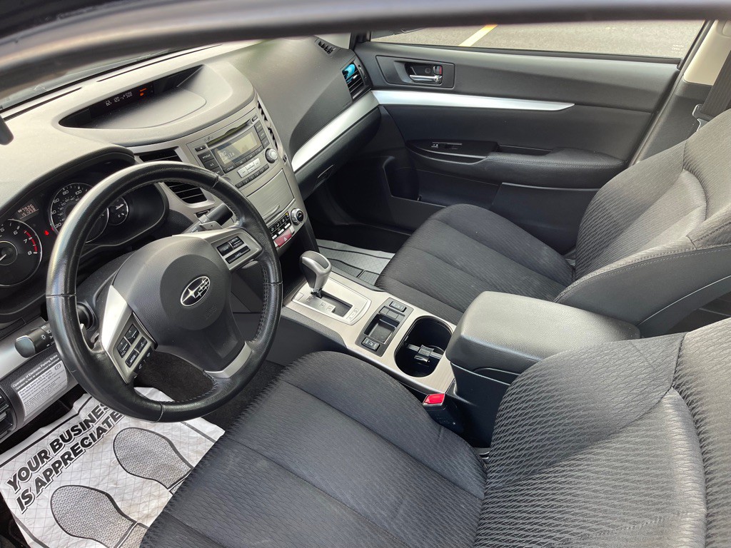 2012 Subaru Legacy Image 9