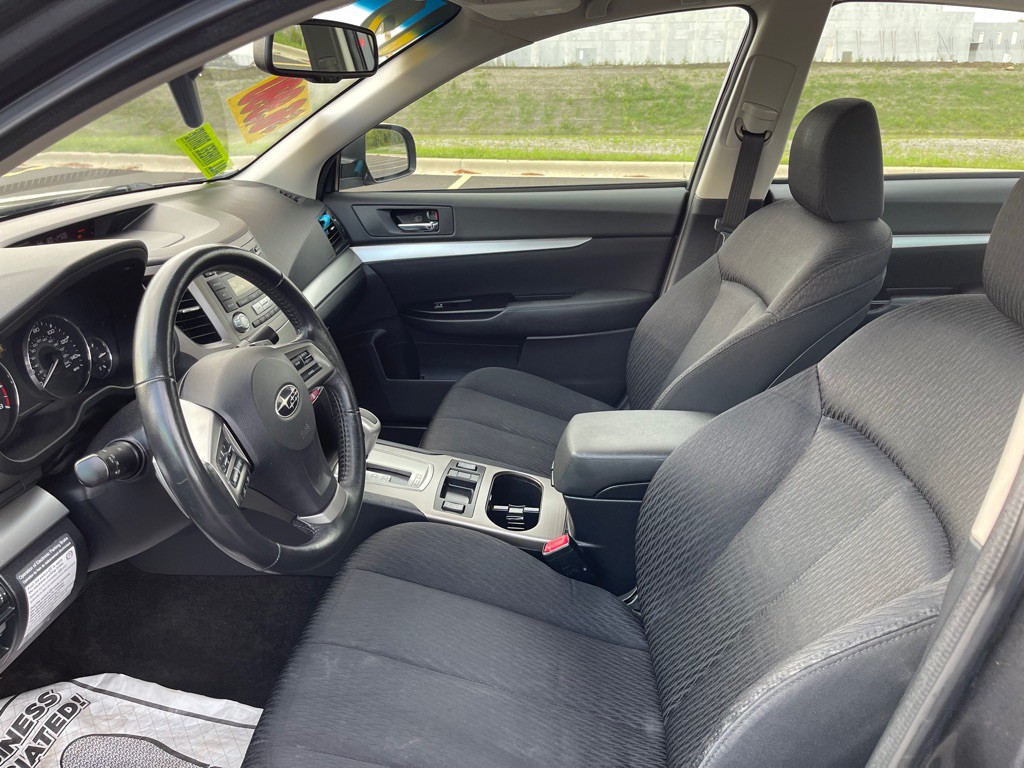 2012 Subaru Legacy Image 10