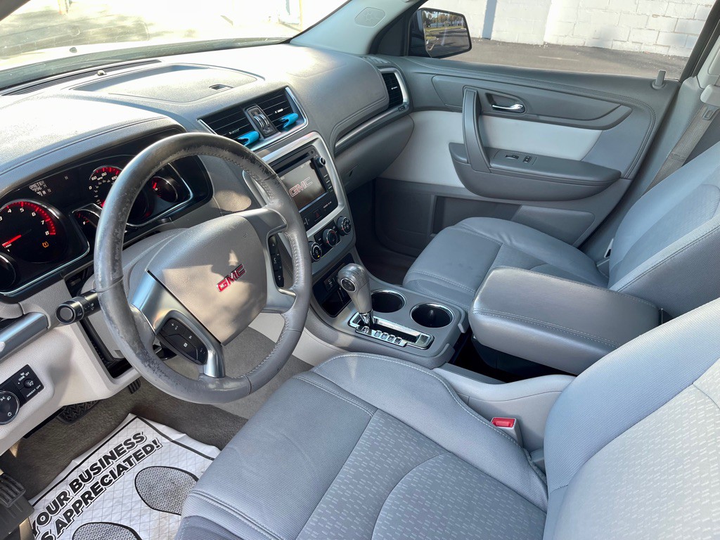 2015 GMC Acadia Image 9