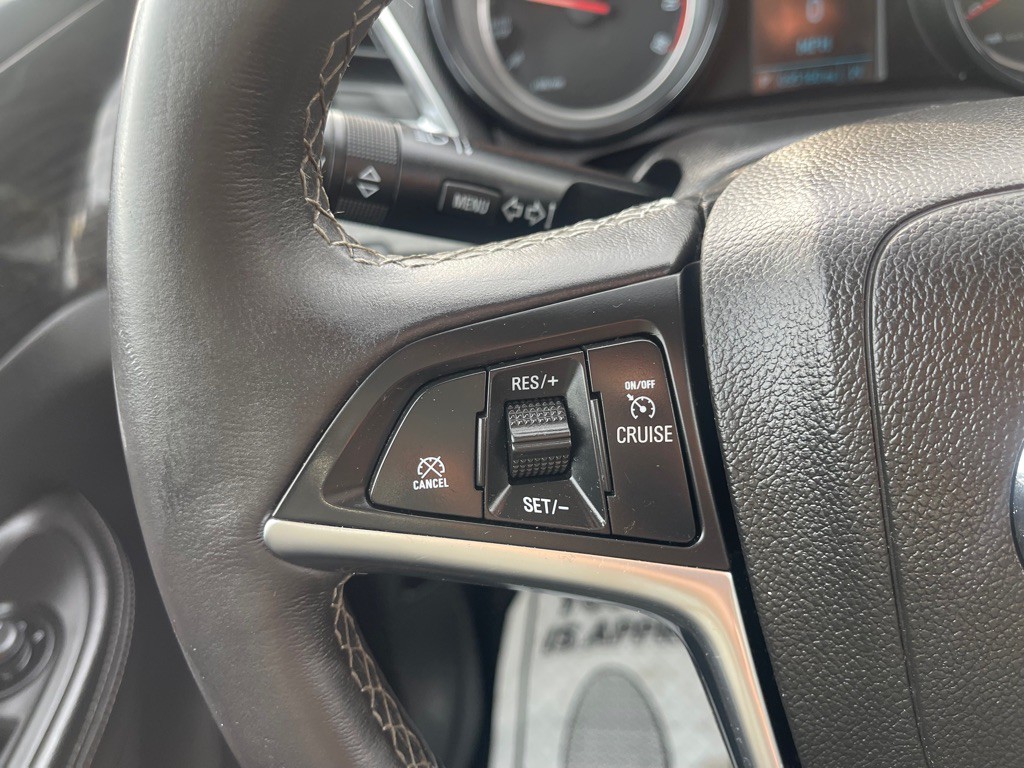 2016 Buick Enclave Image 28