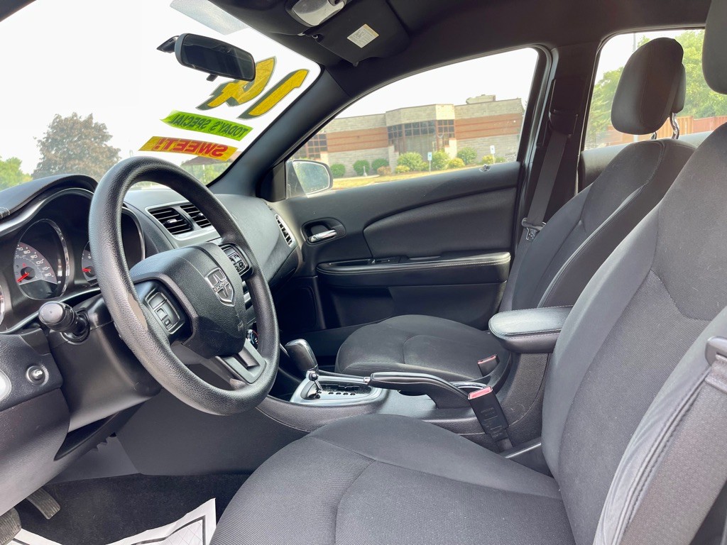 2014 Dodge Avenger Image 8