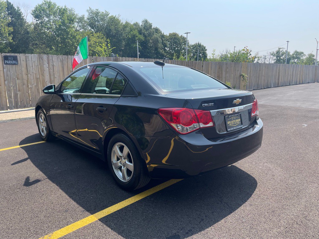 2016 Chevrolet Cruze Image 3