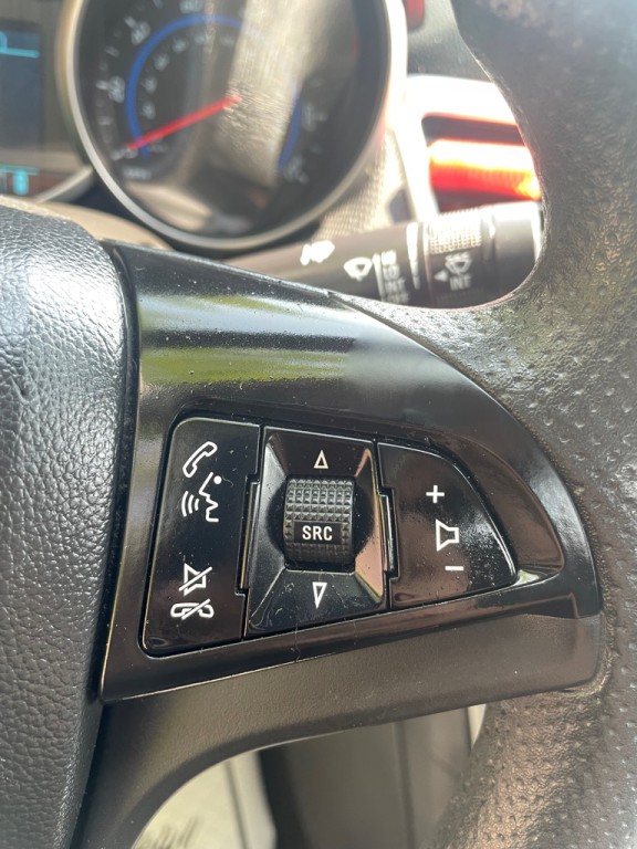 2016 Chevrolet Cruze Image 14