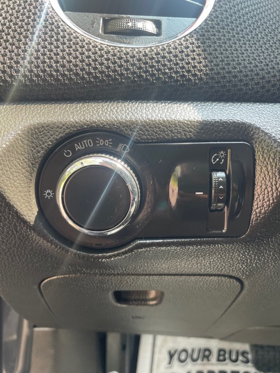 2016 Chevrolet Cruze Image 16